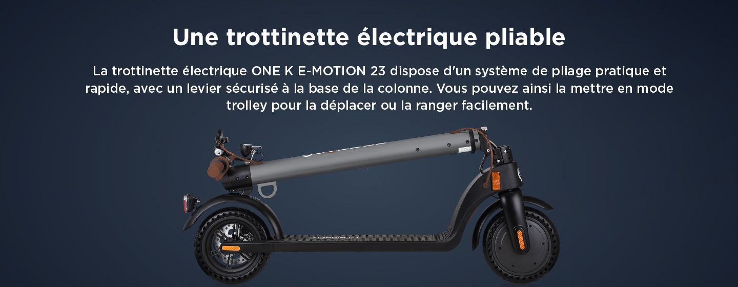 Une trottinette électrique pliable