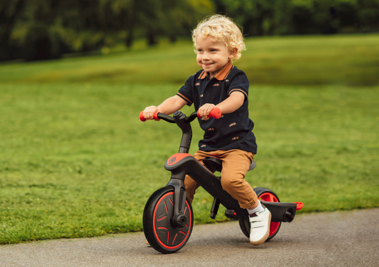 Tricycle with Push Handle: EXPLORER TRIKE 3in1 – Globber